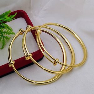 Mo Bracelets - Elegant Gold Bangle