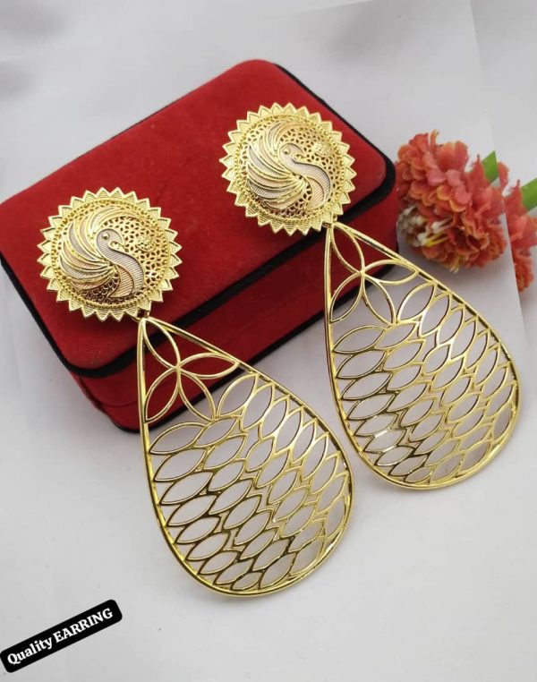 Elite Curve Gold Earrings
