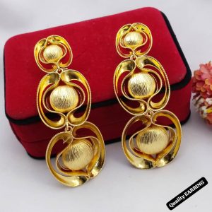Royal Radiance Drop Earrings