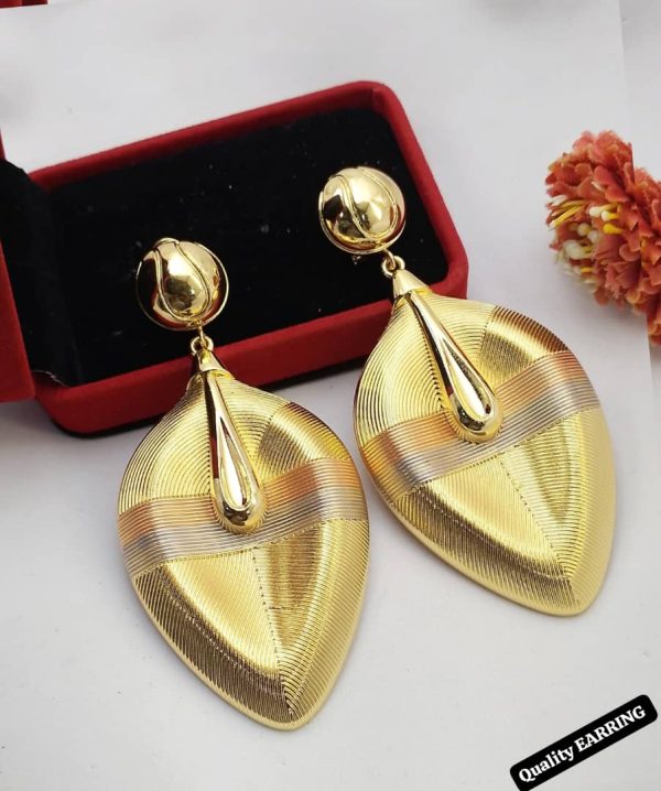 Elegant Gold Drop Earrings for Women