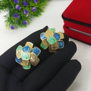 Chic Gold Teardrop Earrings for Women