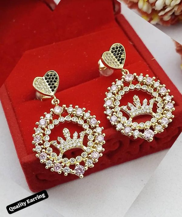 Iconic Gold Drop Earrings