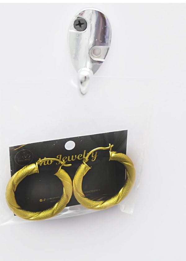 MO  Earrings M11