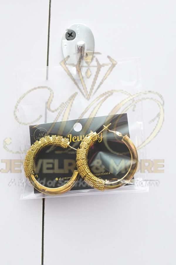 MO  Earrings M17