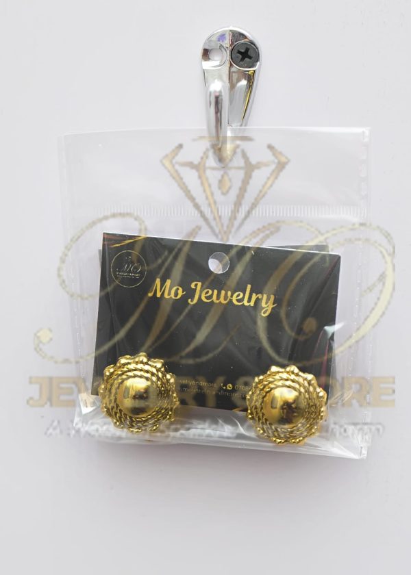 MO  Earrings M9